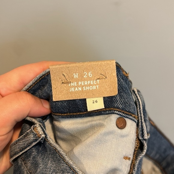 Madewell The Perfect Jean Short in Balsam Wash: TENCEL™ Denim Edition Size 26 - Picture 9 of 11